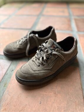 Mephisto Men’s Olive/Tan Suede Casual Lace-Up Sneakers